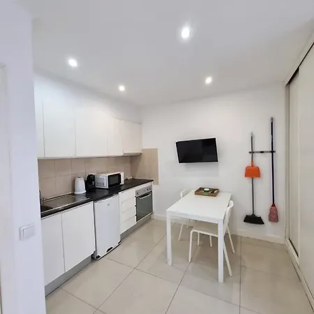 Appartement By The Sea B3